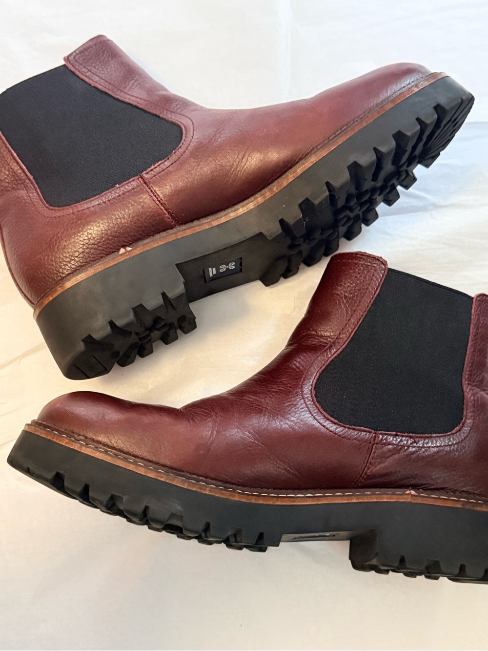 Caslon Men's Burgundy Leather water proof Chukka Boots with Black Elastic Panels